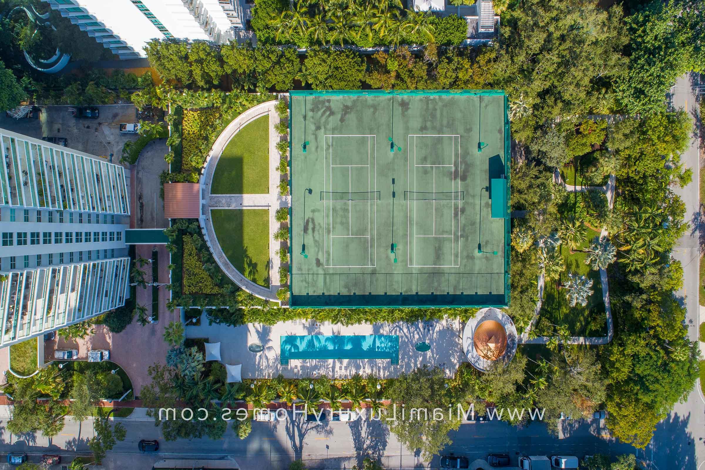 格罗夫山 Tennis Courts